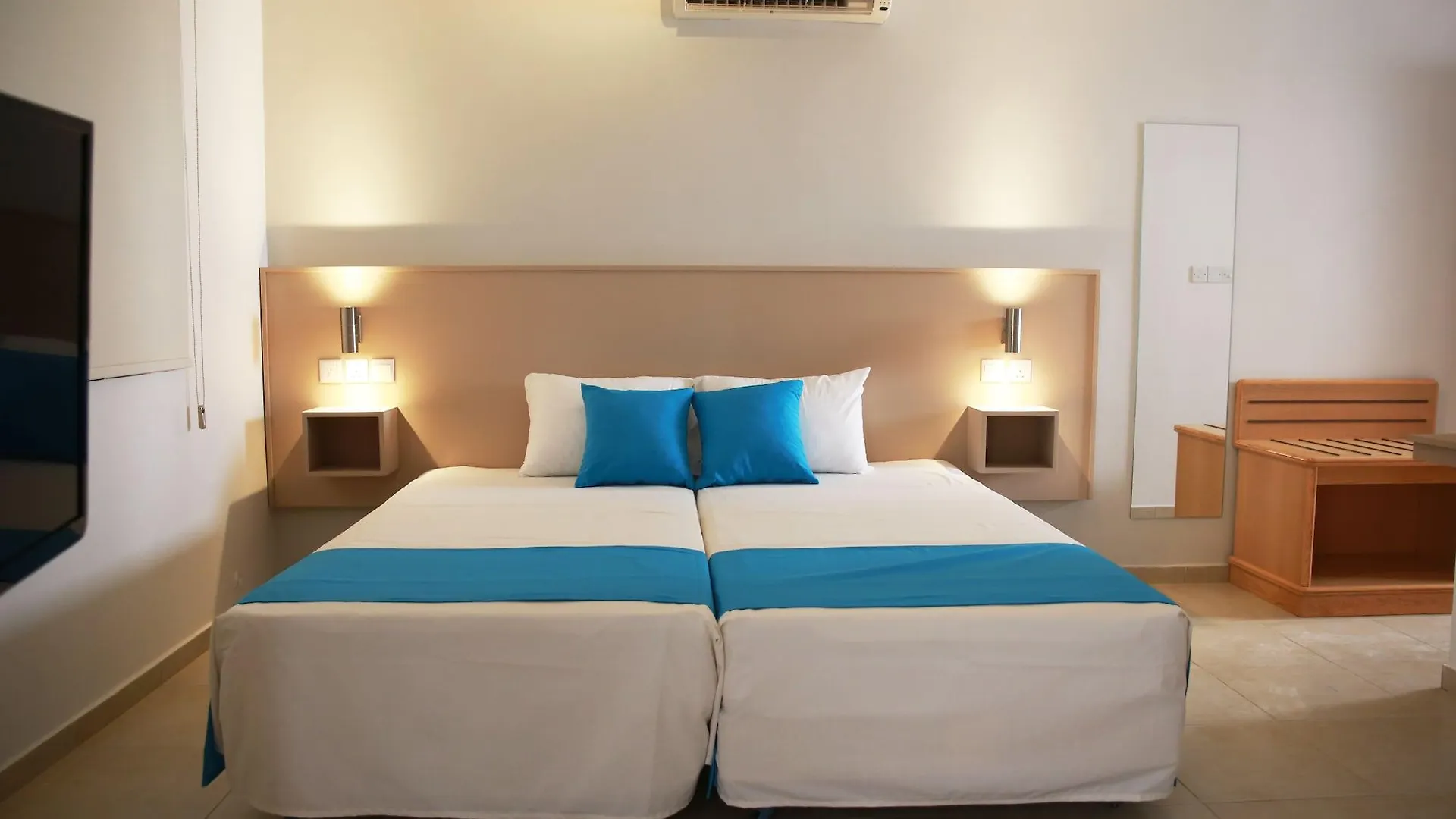 Sea Cleonapa Hotel 圣纳帕 公寓式酒店